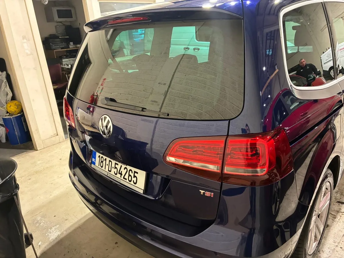 2018 VW Sharan Highline - Image 4