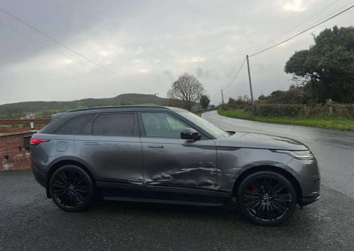 2018 Range Rover Velar - Image 2