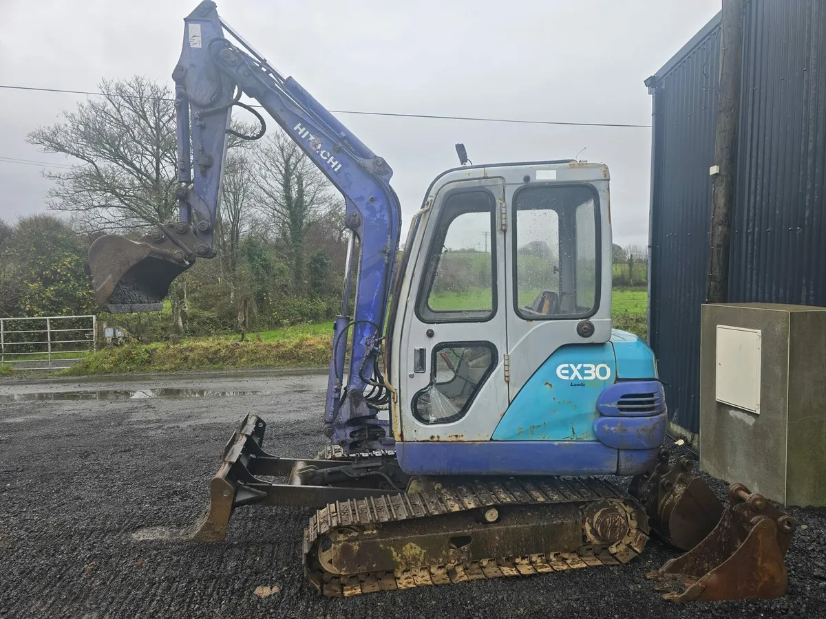 Hitachi ex30 - Image 1