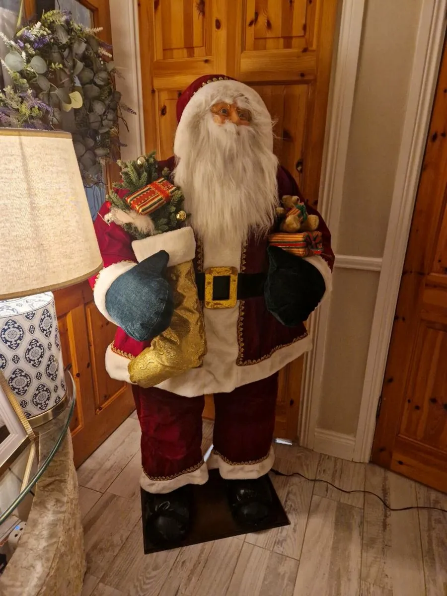 Santa & Mr Moose - Image 2