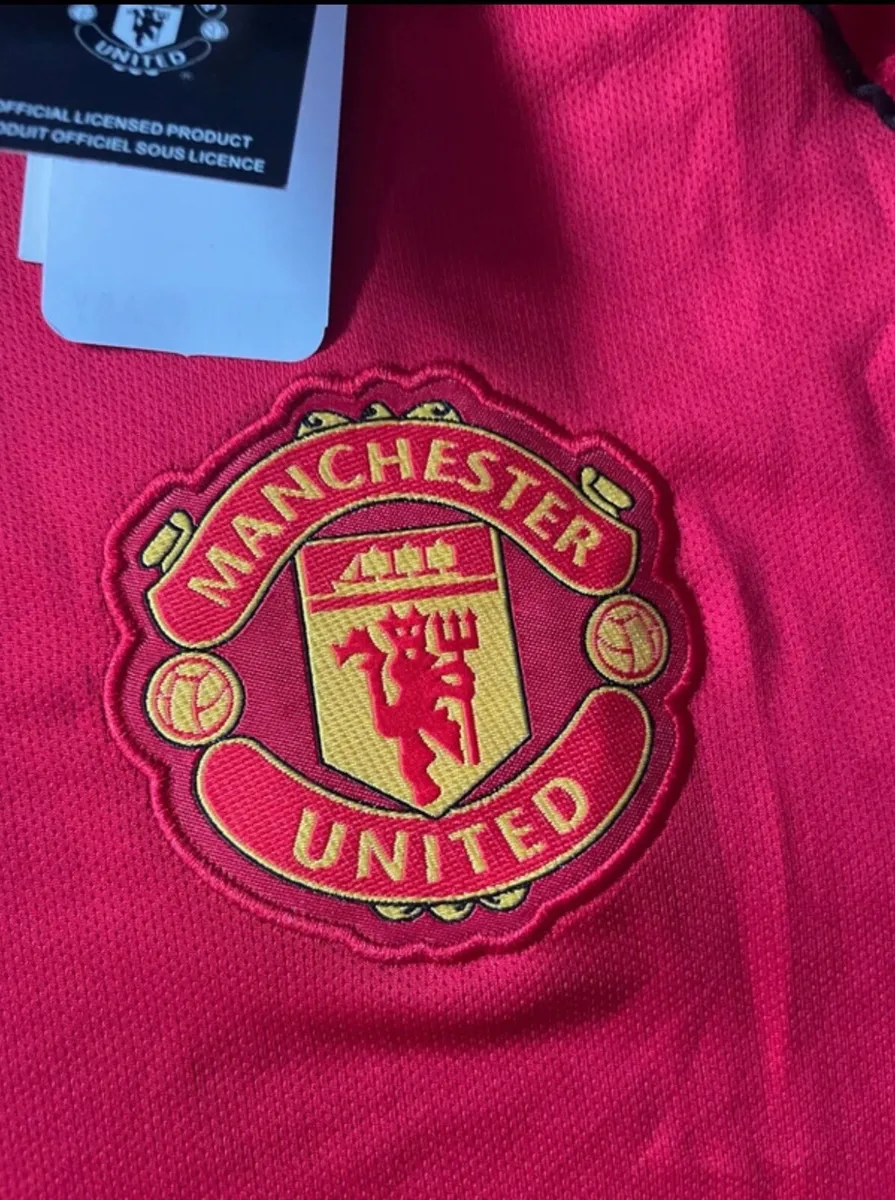 Manchester United Jersey New 2025 - Image 2