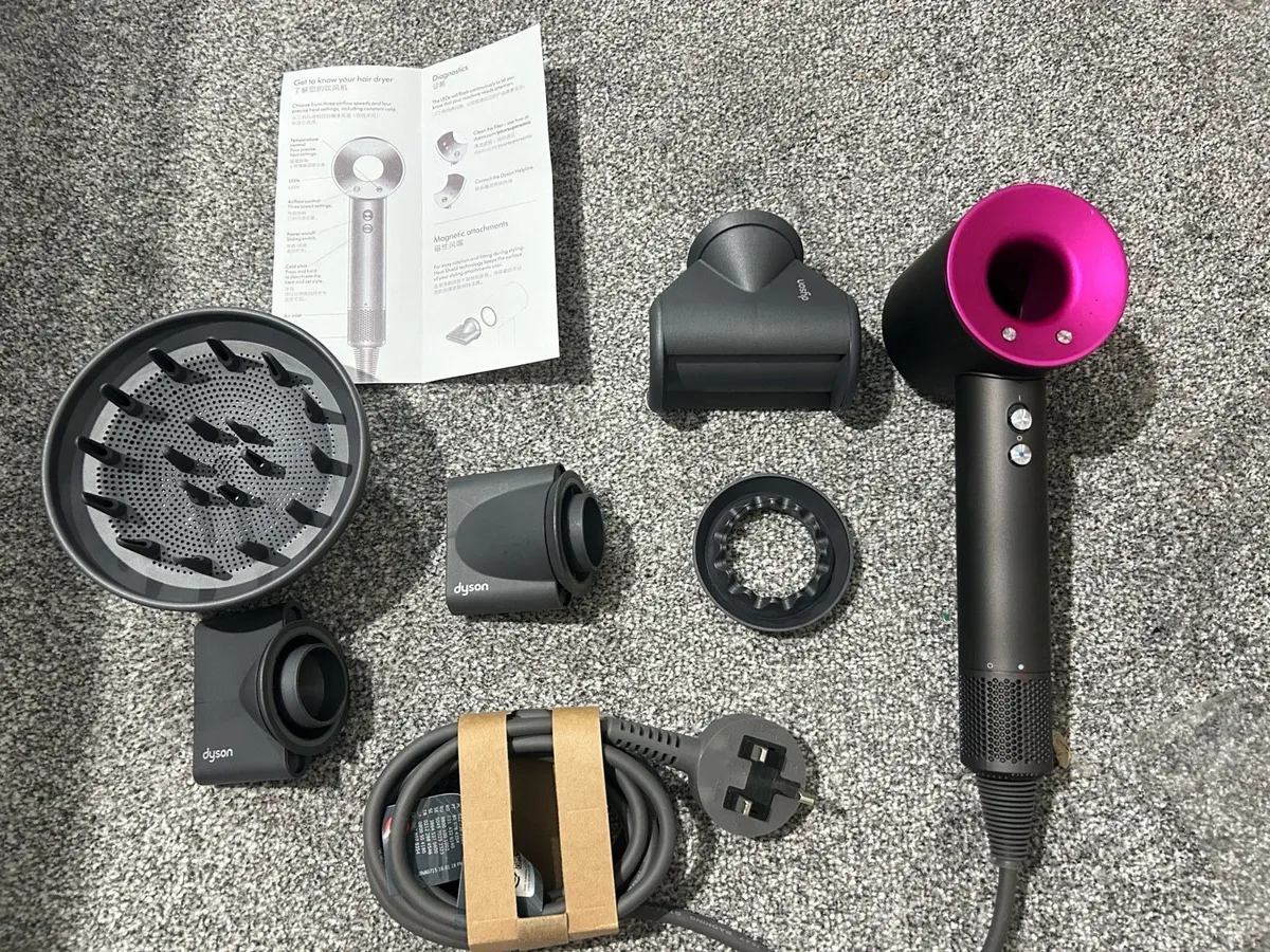 Dyson supersonic hairdryer - Image 1