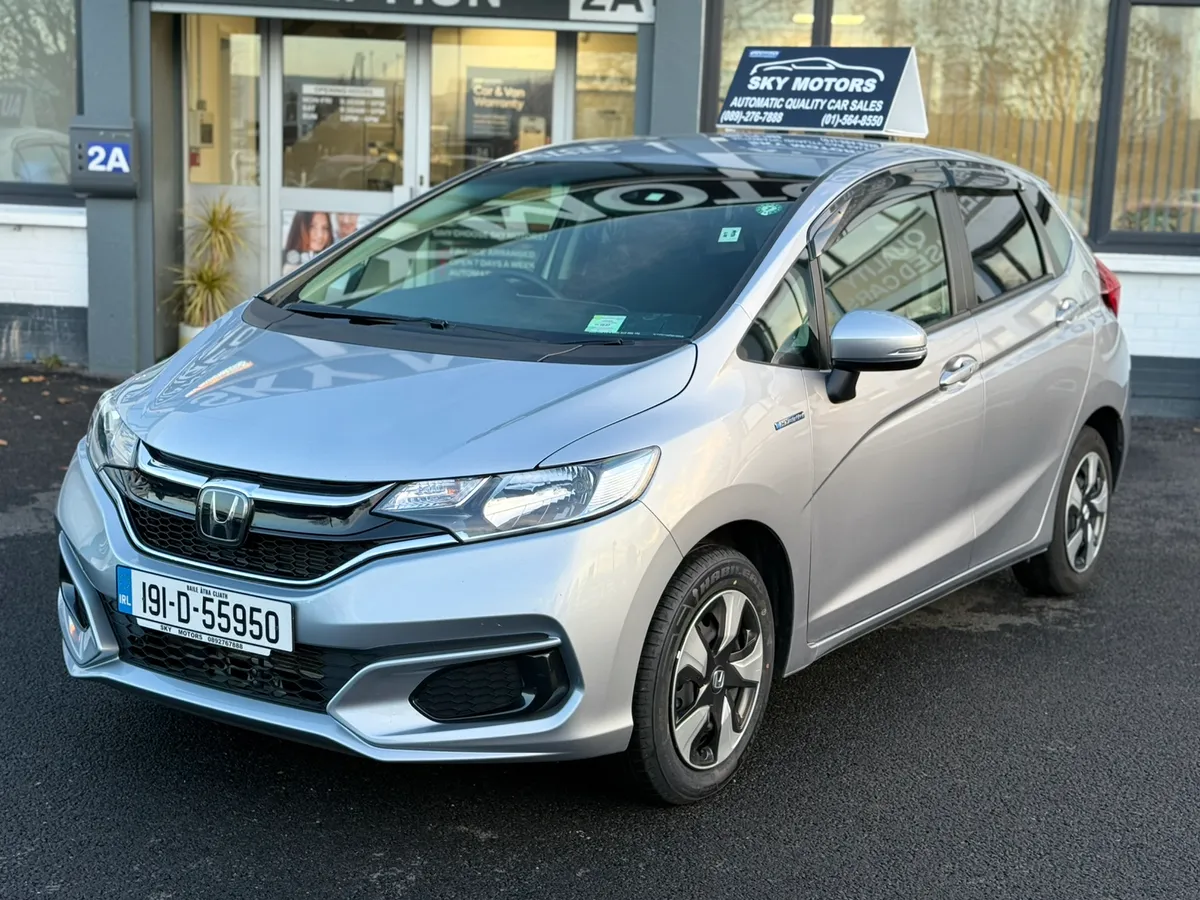 2019 Honda Jazz/Fit 1.5 Petrol Hybrid,Automatic - Image 3