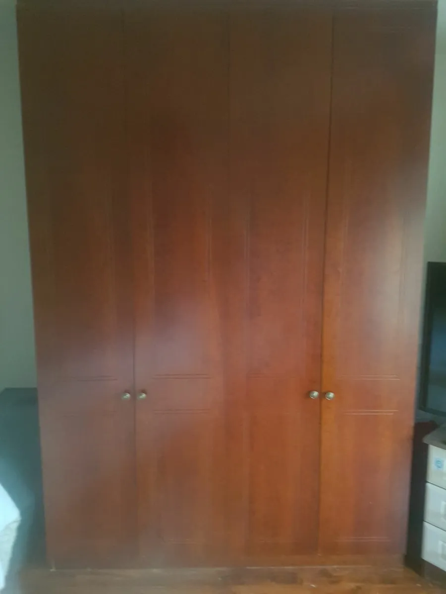 Wardrobes - Image 2