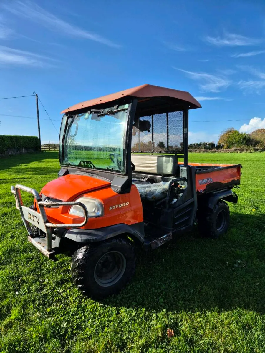 Kubota RTV 900 Hydraulic tip - Image 1