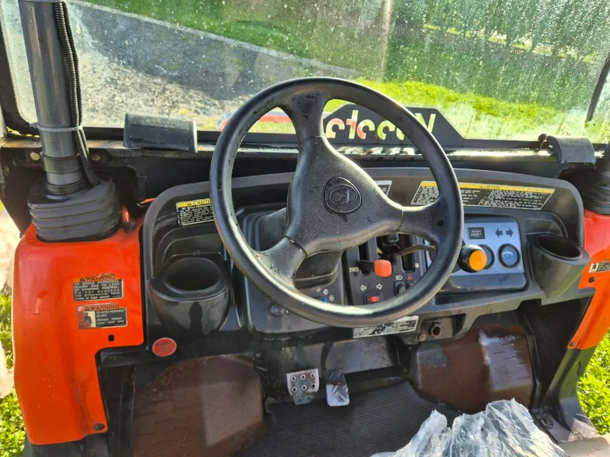 Kubota RTV 900 Hydraulic tip - Image 2
