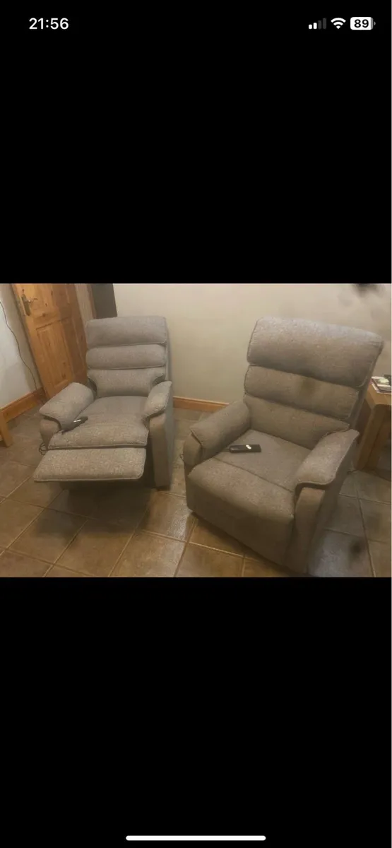 Recliner Chair - Image 4