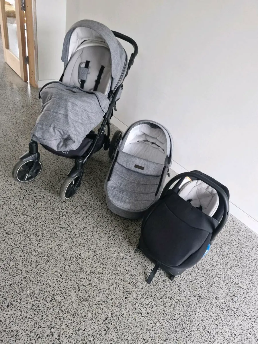 Noordi Fjordi 3 in 1 travel system - Dark Grey - Image 1