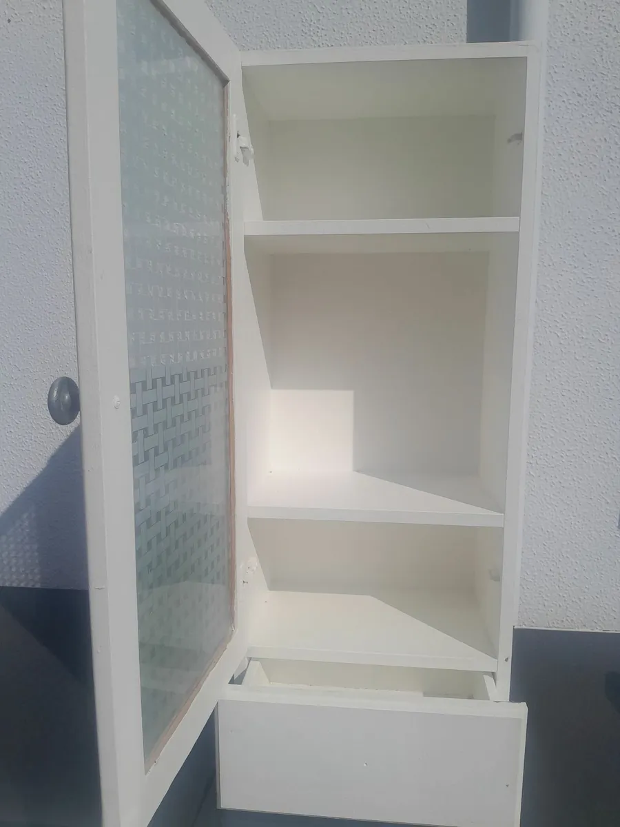 Bathroom Cabinet - Image 4