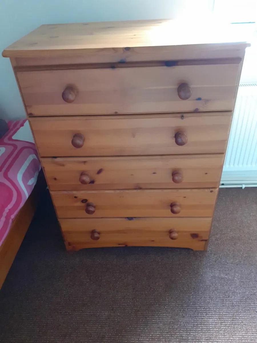Chest of drawers - Image 1