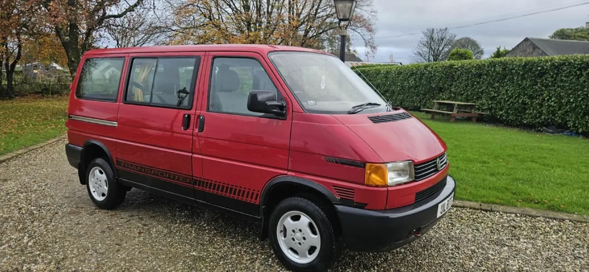 Volkswagen Transporter 2001 2.5 TDI 6 SEATER - Image 3