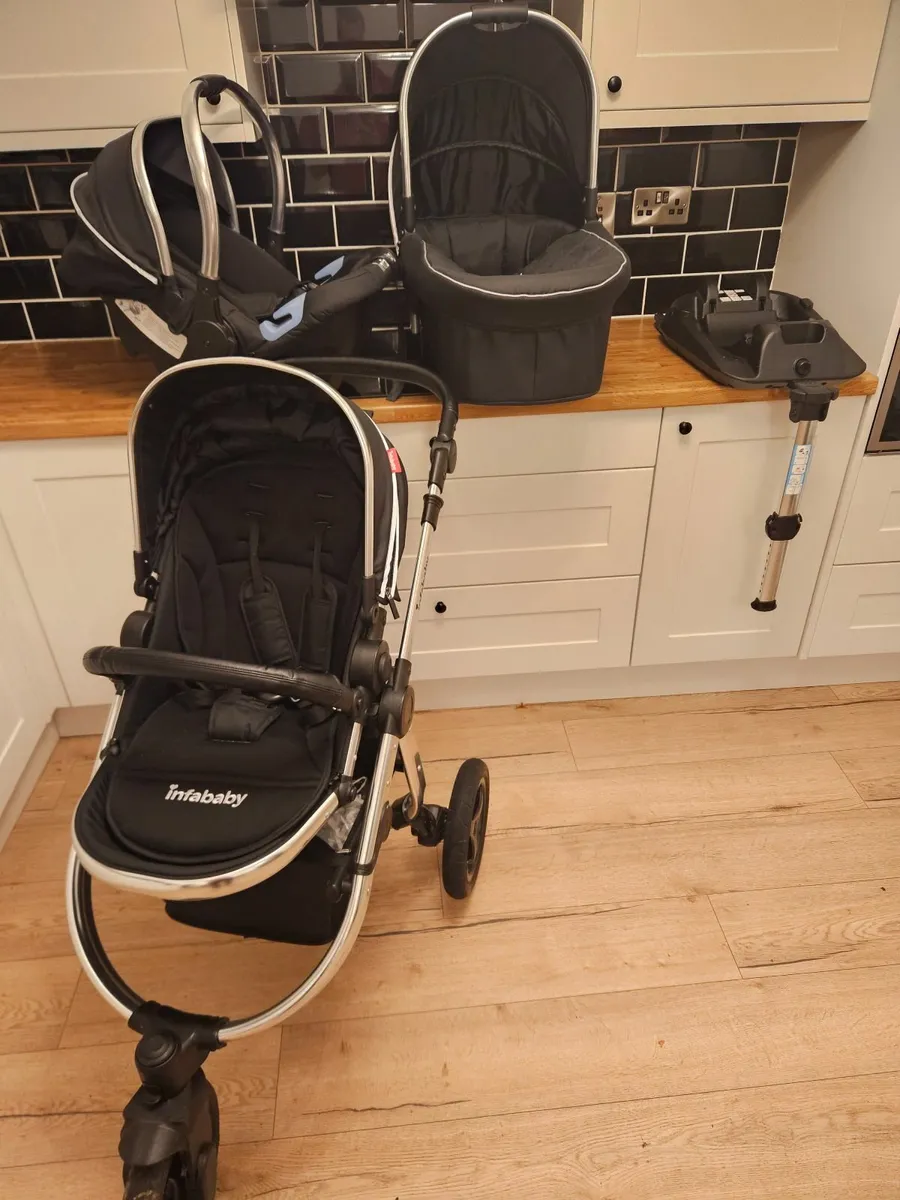Infababy 3 in 1 travel system - Image 2