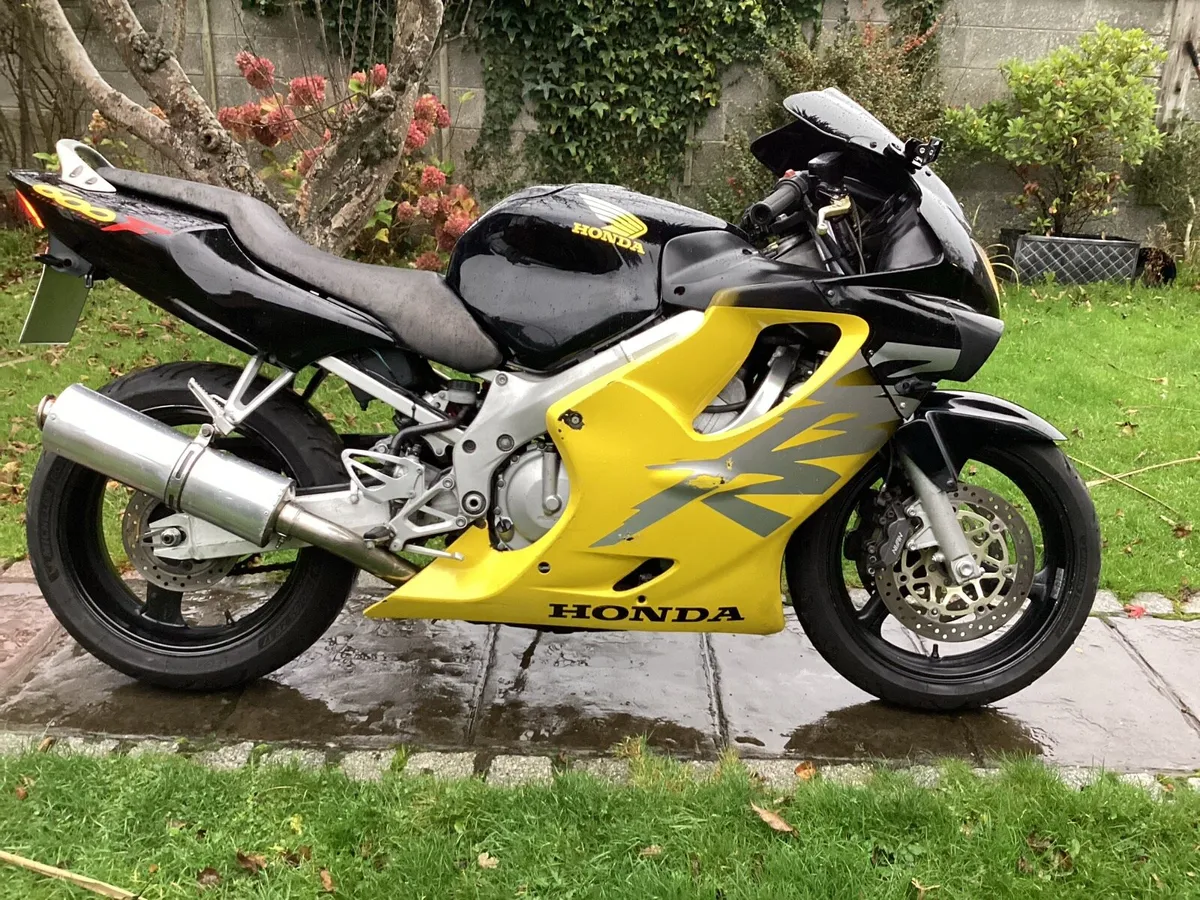 1999 Honda cbr600 f - Image 1