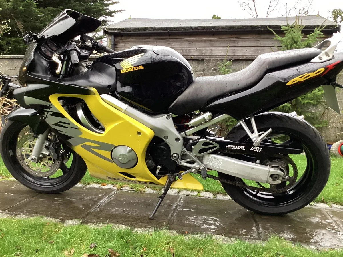 1999 Honda cbr600 f - Image 2