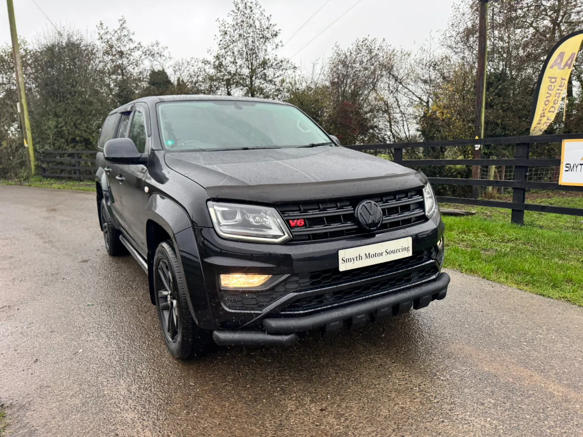 Deposit taken****181 Vw Amarok Black Ed Bargain - Image 3