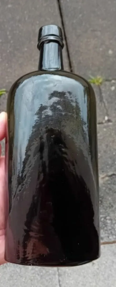 VINTAGE..1900s WHISKEY BOTTLE..