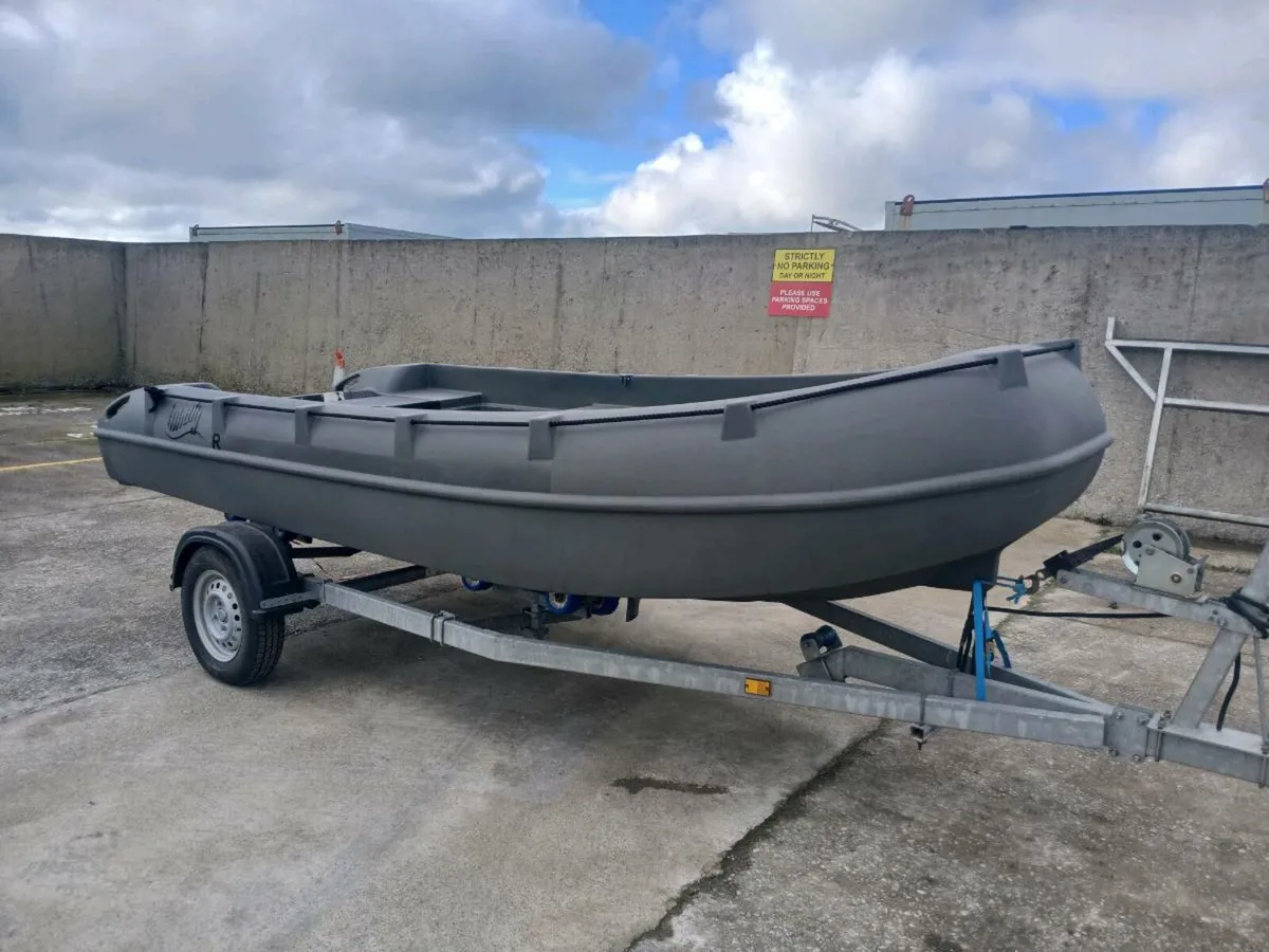 Whaly 435R  Rescue/Club  /Fishing boat - Image 2