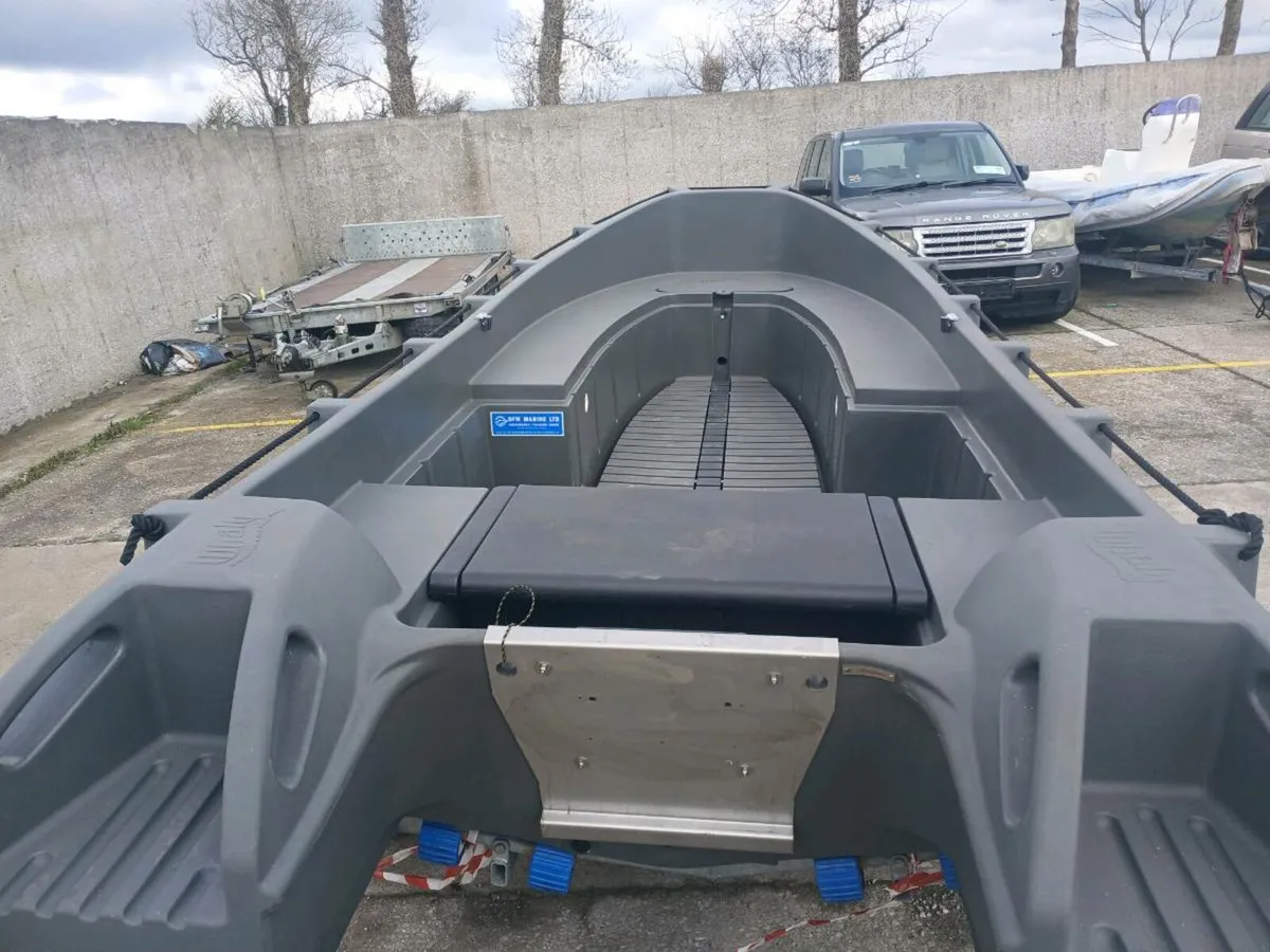 Whaly 435R  Rescue/Club  /Fishing boat - Image 3