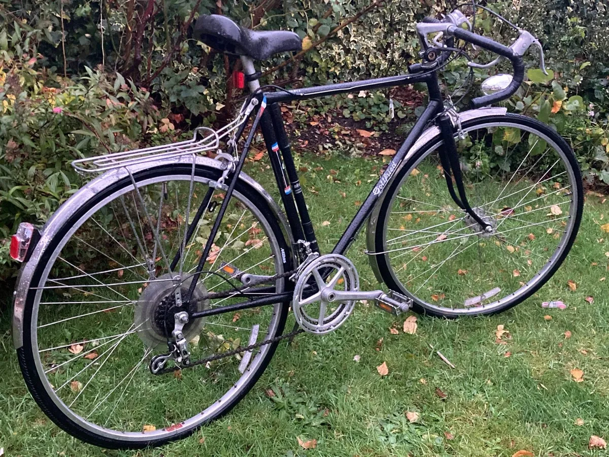 Vintage Racing Bike - Image 1