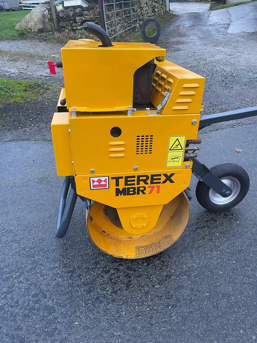 TEREX MBR71 Pedestrian Roller - Image 2