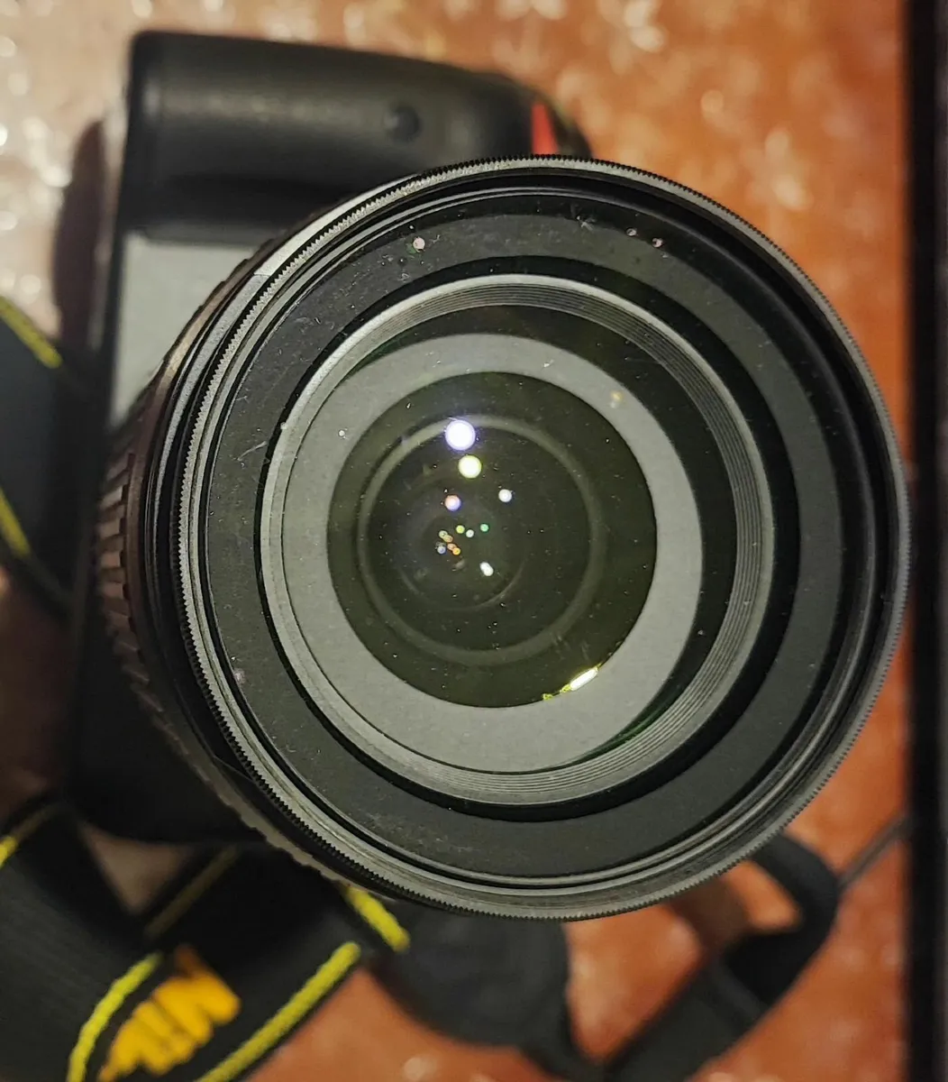 Nikon D5100 DSLR Camera Kit - Excellent Condition! - Image 2