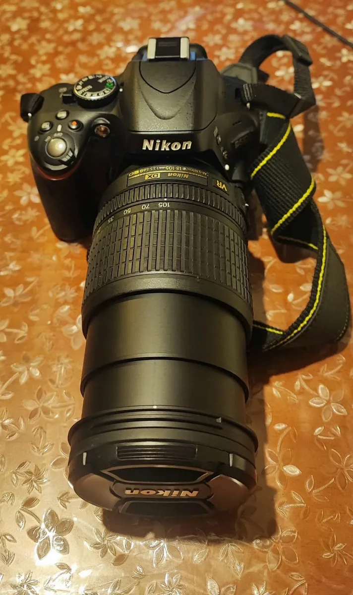 Nikon D5100 DSLR Camera Kit - Excellent Condition! - Image 1