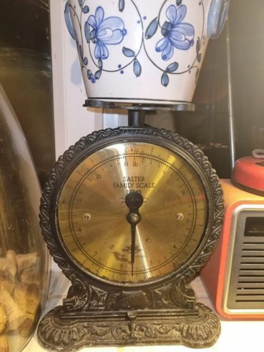 Vintage Salter Family Scale No4 - Image 2