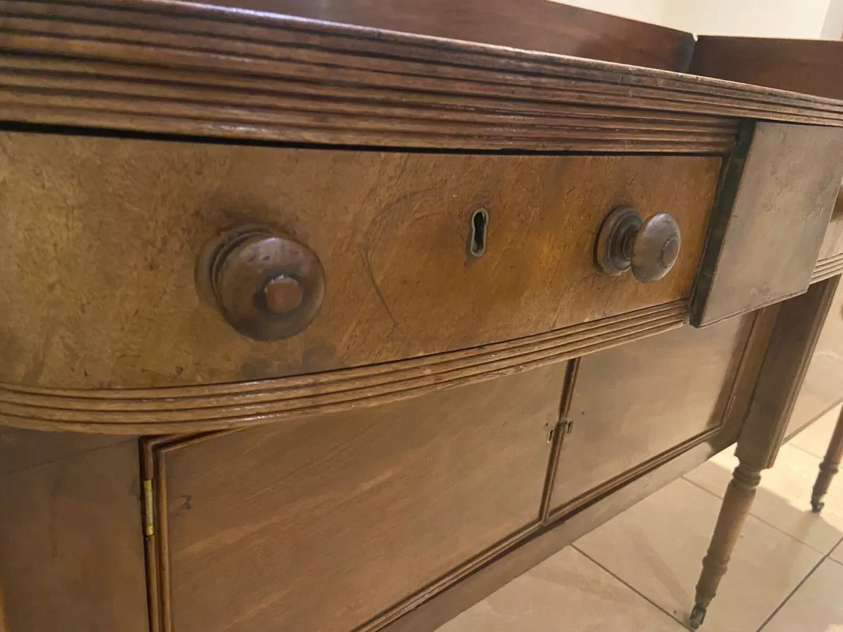 George 111 Irish hunt buffet sideboard - Image 4