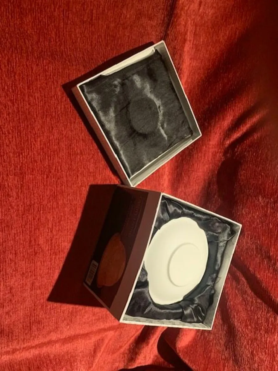 Cashel Living Porcelain Candle Holder - Image 2