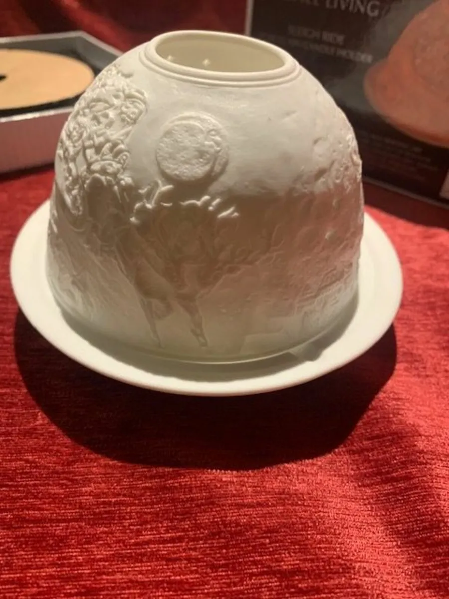 Cashel Living Porcelain Candle Holder - Image 3