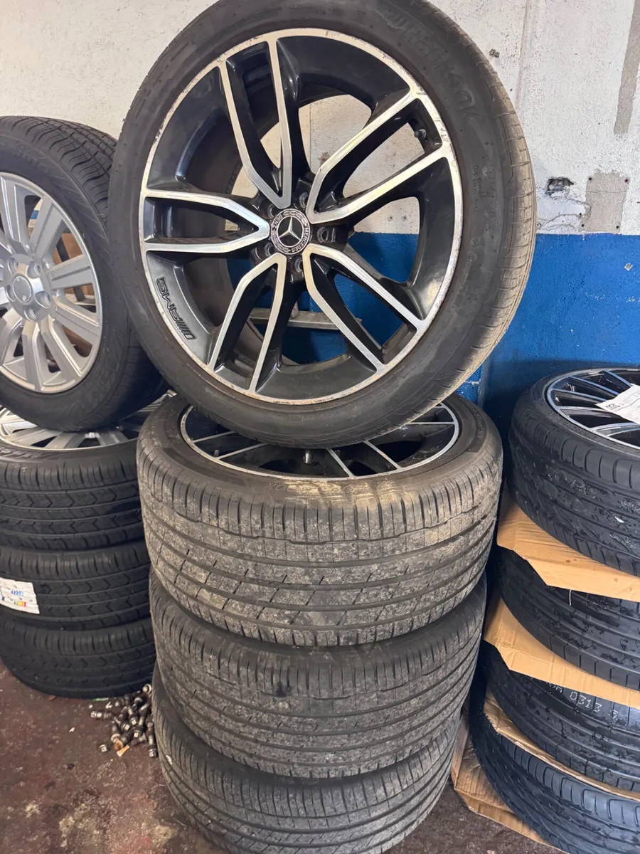 2020 Mercedes GlE 22 Inc Alloys - Image 2