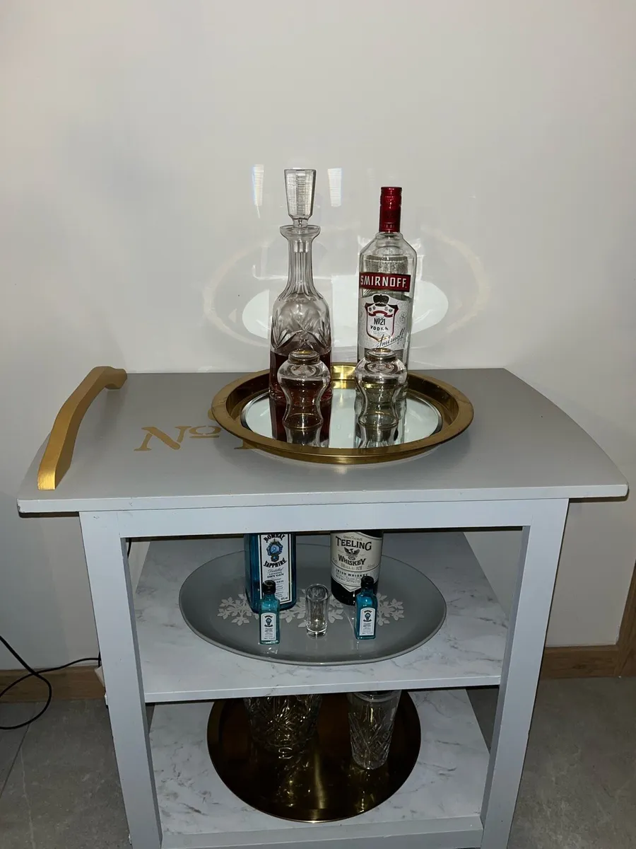 Bar trolley - Image 1