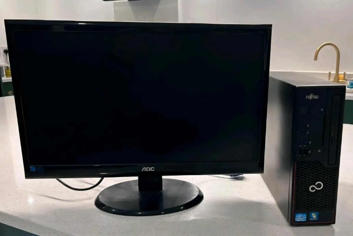 Fujitsu Computer & Screen For Sale