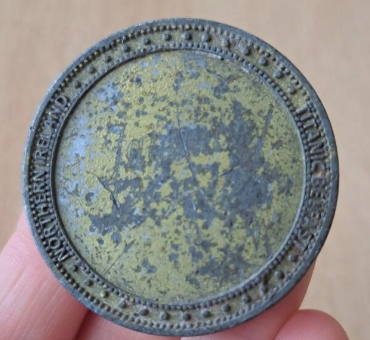 TITANIC  BELFAST 1912 TOKEN - Image 2