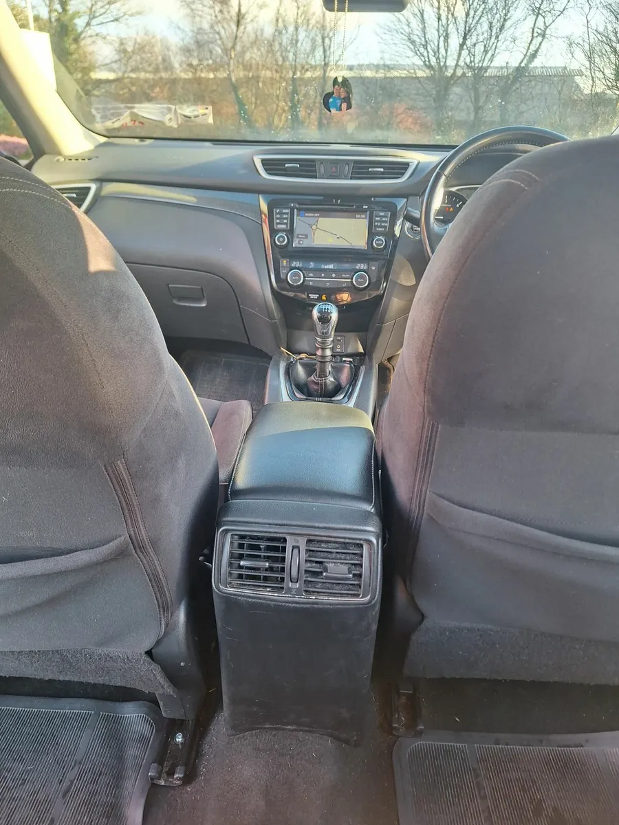 Nissan X-Trail 2017 - Image 2