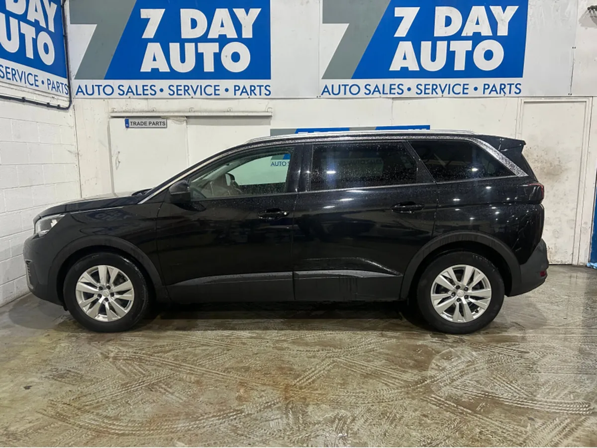 Peugeot 5008 AUTO 1.5 BLUE HDI 130 4DR ACTIVE - Image 4