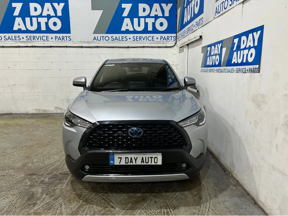 Toyota Corolla Cross CROSS LUNA 1.8 4DR AUTO - Image 2