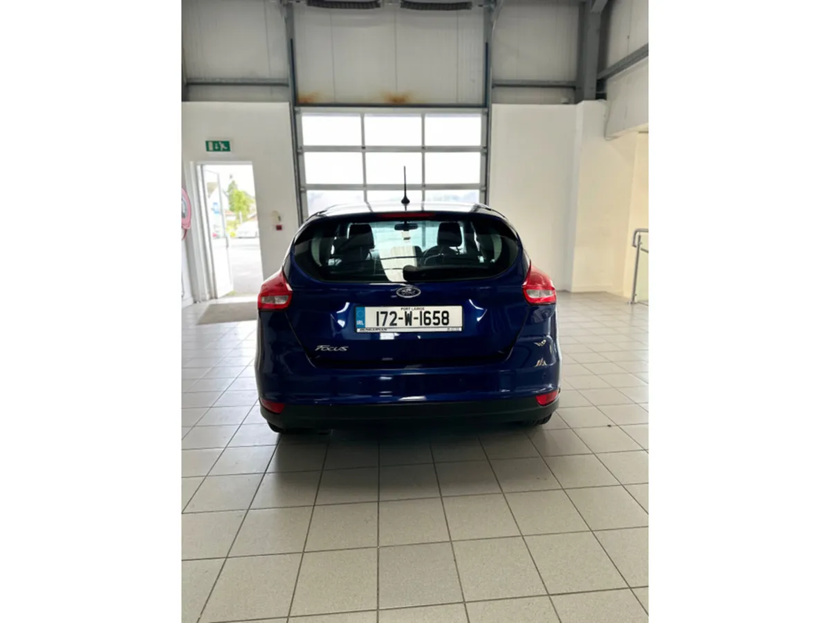 Ford Focus 1.5 TDCI STYLE ECONETIC 105PS 5DR - Image 2