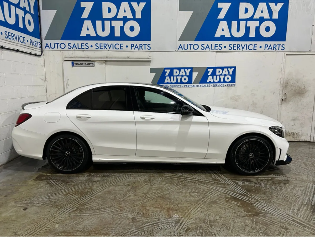 Mercedes-Benz C-Class AMG LINE 200 D 4DR AUTO - Image 3