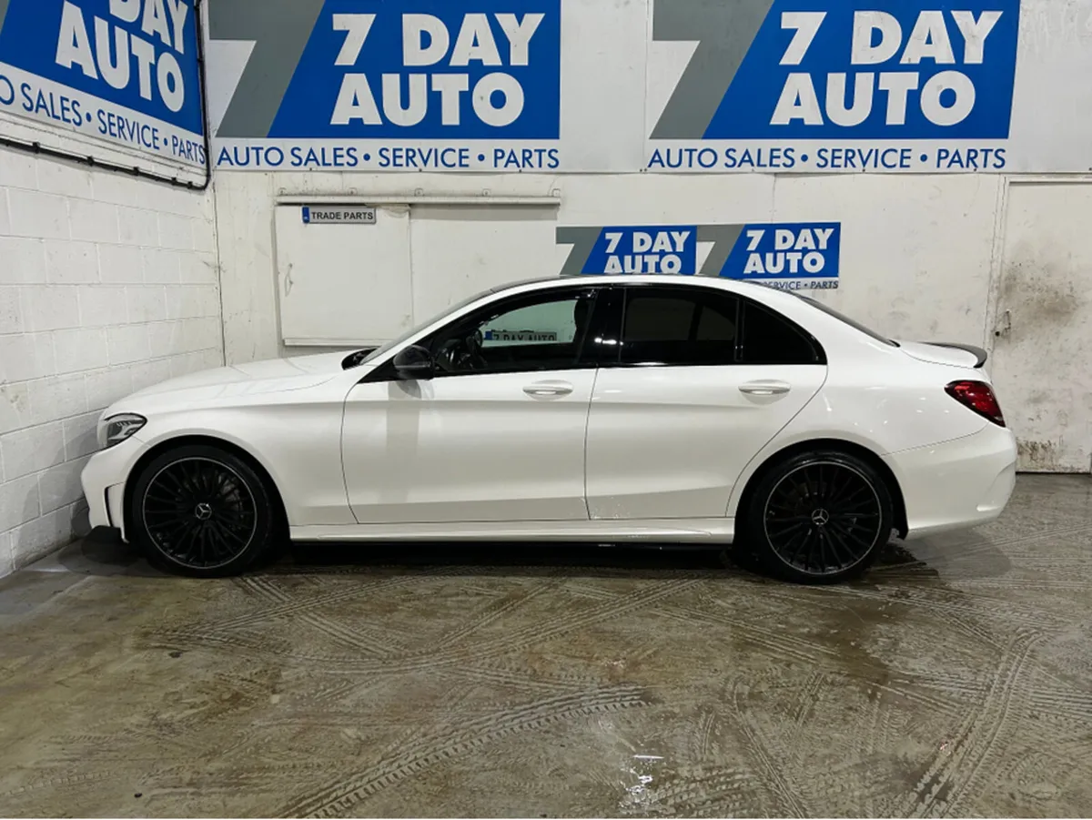 Mercedes-Benz C-Class AMG LINE 200 D 4DR AUTO - Image 4
