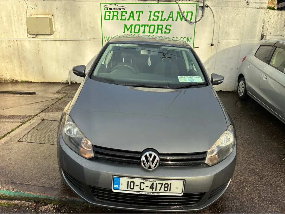 Volkswagen Golf 1.6 TDI S 105PS 5DR - Image 2