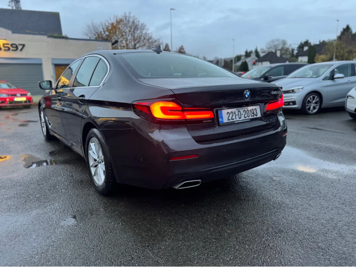 BMW 5-Series 520D SE AUTO ****BLACK FRIDAY SALE*** - Image 3
