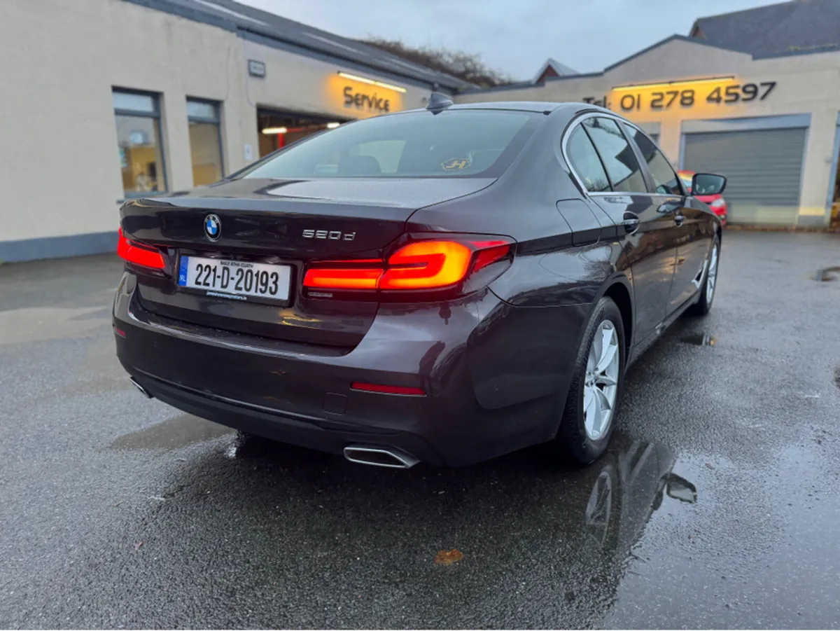 BMW 5-Series 520D SE AUTO ****BLACK FRIDAY SALE*** - Image 4
