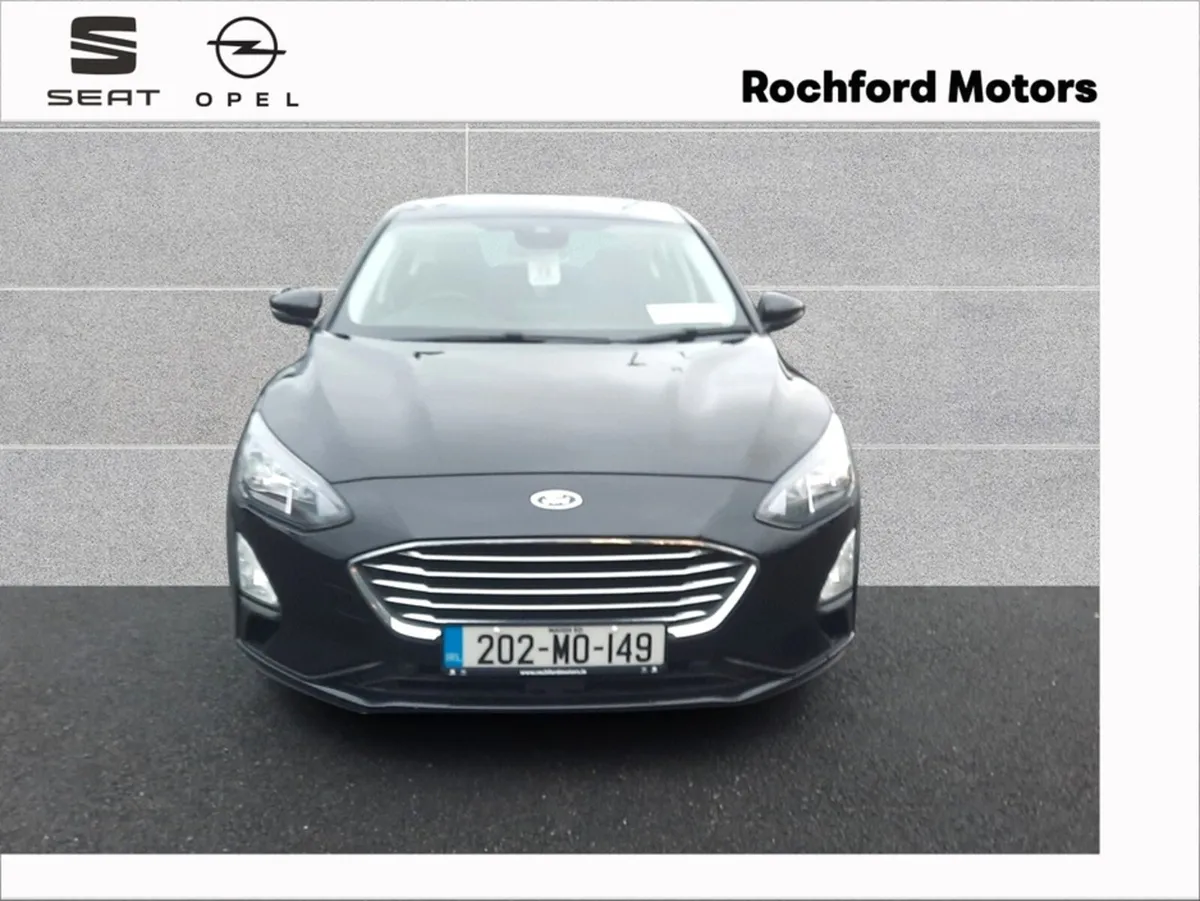 Ford Focus TITANIUM 5DR 1.5 TD 120 S6 - Image 2