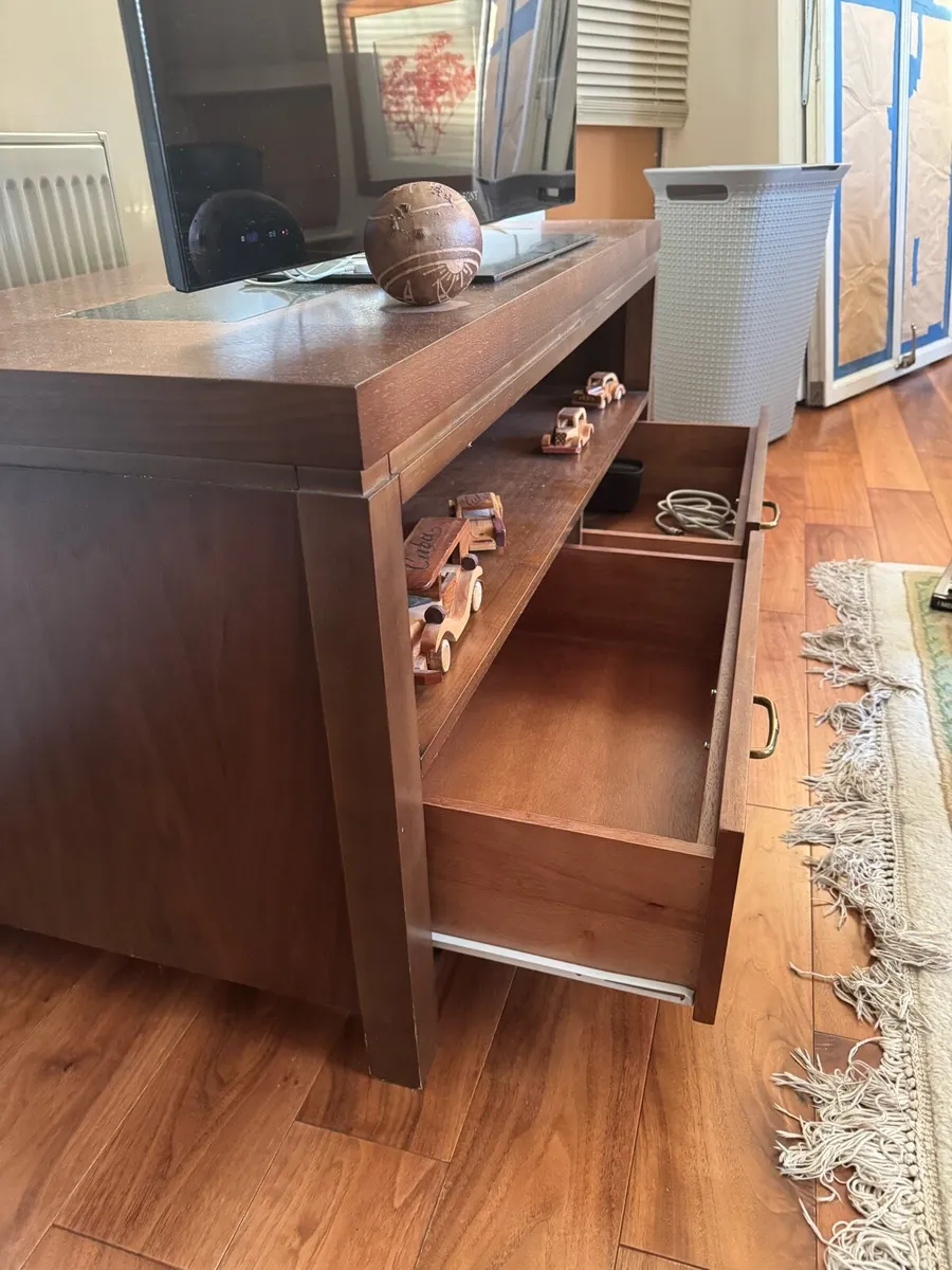 Oak wood TV STAND - Image 2