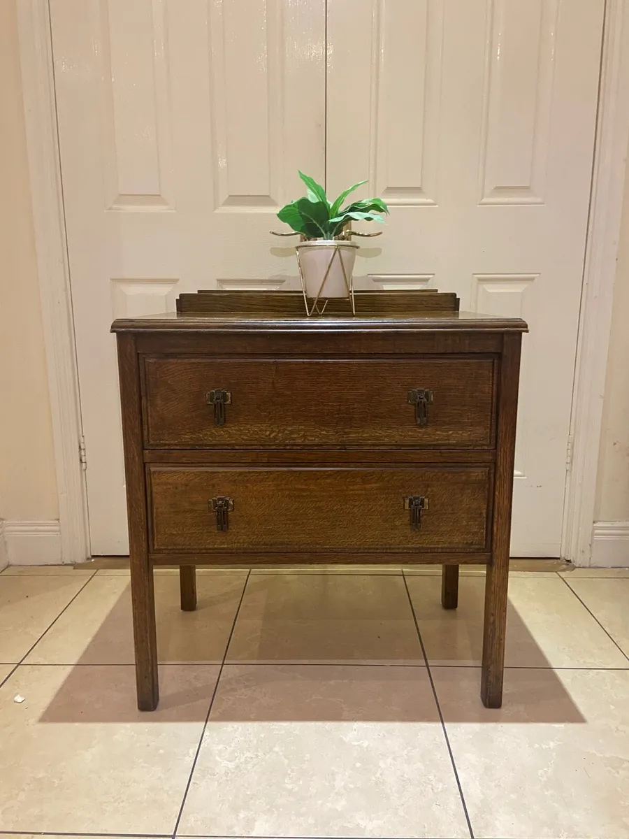 Vintage French low size oak dresser - Image 1