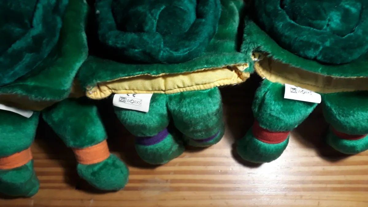 Vintage Teenage Mutant Ninja Turtles Puppets - Image 3