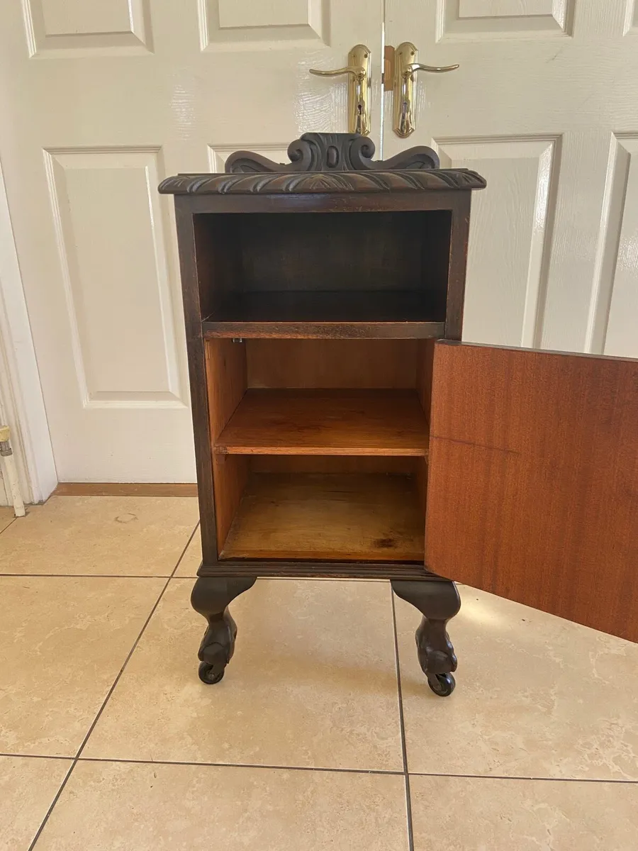 Two vintage bedside table lamp lockers - Image 2