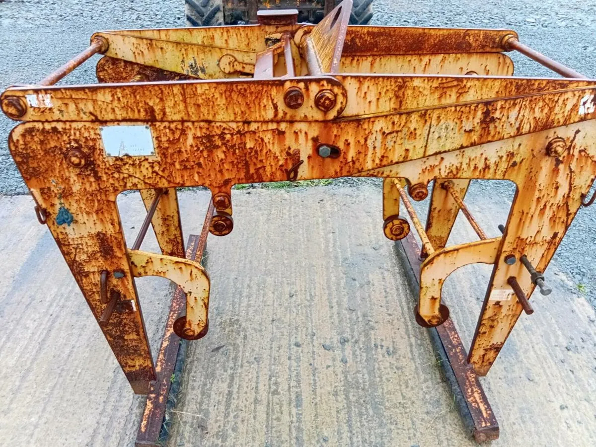 Block grab - Image 4