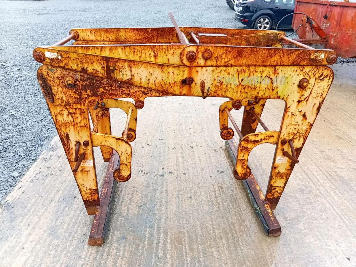 Block grab - Image 3